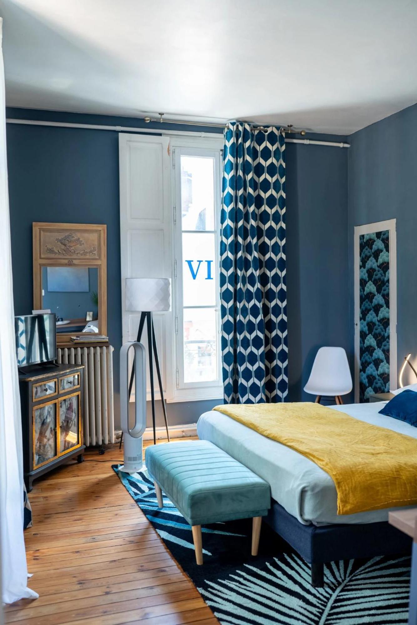 Le Henri II Hotel Le Mans Bagian luar foto